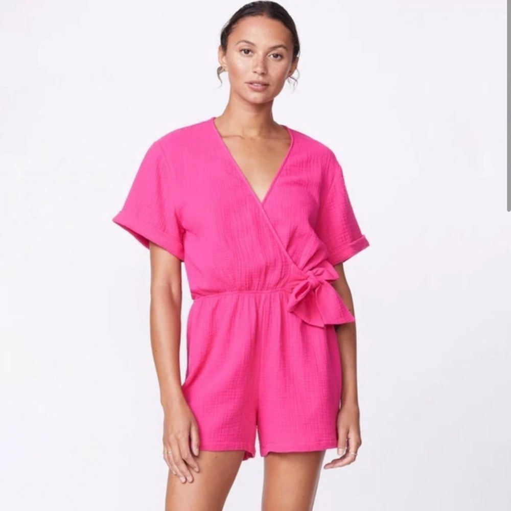 MONROW Gauze Wrap V Neck Short Sleeve Shorts Romper In Raspberry Pink XS